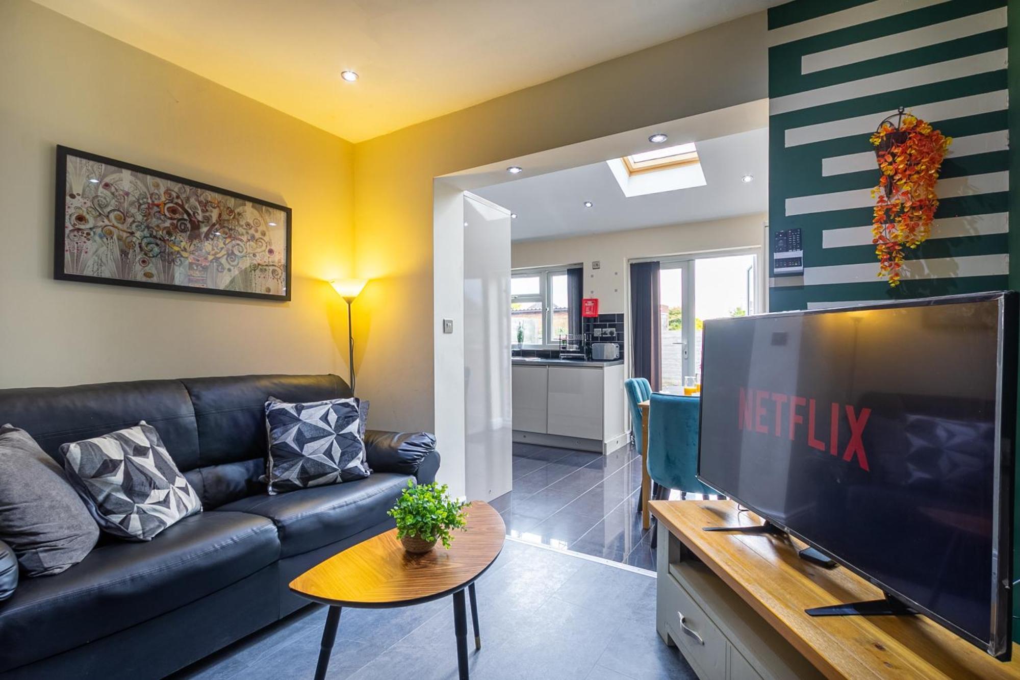 Bathway House - Free Secured Parking And Wifi Apartment Coventry Exterior photo