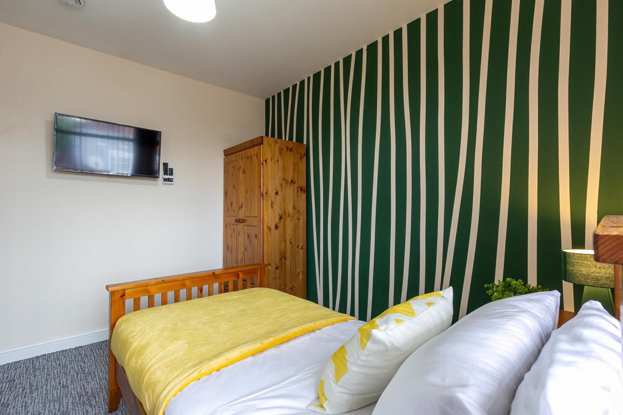 Bathway House - Free Secured Parking And Wifi Apartment Coventry Exterior photo